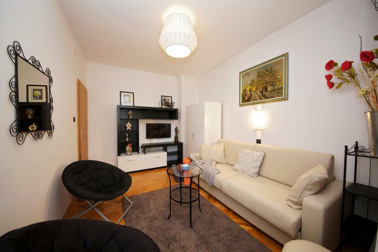 Melanija 2 Appartement Rovinj Buitenkant foto